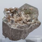Fluorapatite with inclusions and Muscovite