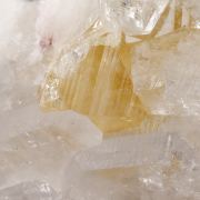 Powellite, Fluorapophyllite-(K)