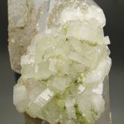 Fluorapatite with Quartz and Siderite