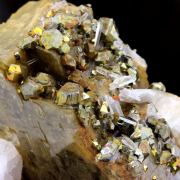 Pyrite, Siderite, Quartz.
