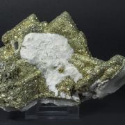 Pyrite perimorphic of Baryte