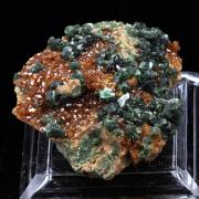 Hessonite garnet + Clinochlore.