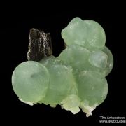 Prehnite on Epidote with Laumontite