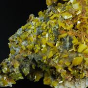 Wulfenite