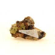 Bismuth + Zavaritskite + Russellite. 16.0 ct.