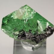 gem GARNET var. GROSSULAR var. TSAVORITE, DIOPSIDE