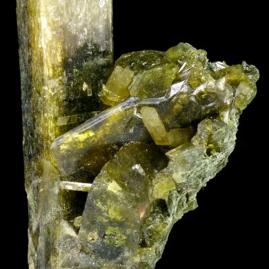 Clinozoisite