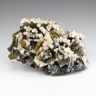 Wulfenite with Calcite