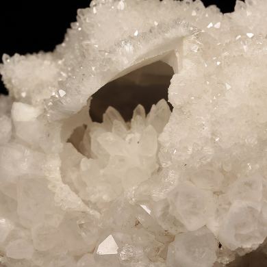 Quartz casts after Calcite on matrix