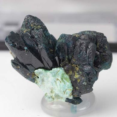Veszelyite