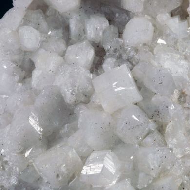 Harmotome on Calcite