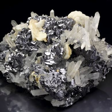 GALENA SPINEL LAW TWIN, CALCITE