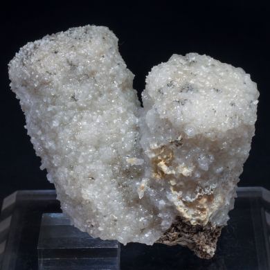 Calcite (variety kanonenspat) with Quartz