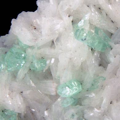 Fluorapophyllite, Stilbite