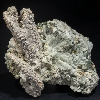 Calcite (variety kanonenspat) with Prehnite