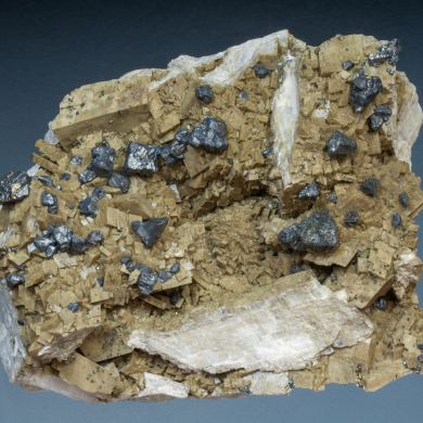 Chalcopyrite with Dolomite and Calcite