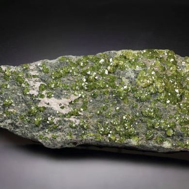 gem GARNET var. ANDRADITE var. DEMANTOID