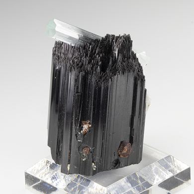 Beryl var. Aquamarine with Schorl, Spessartine