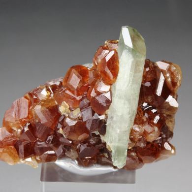 gem GARNET var. HESSONITE, DIOPSIDE