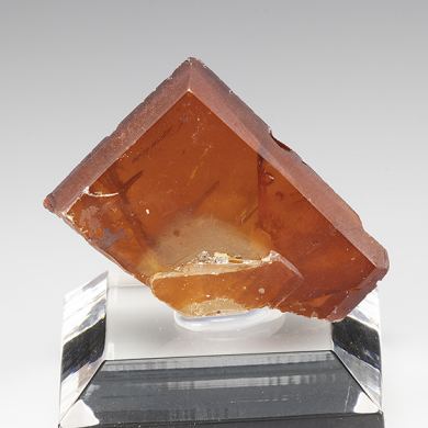Wulfenite
