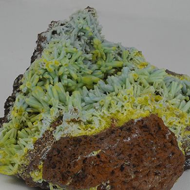 Plumbogummite