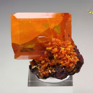 WULFENITE