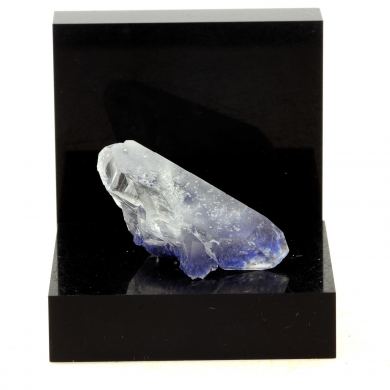 Quartz + Dumortierite. 26.5 ct.