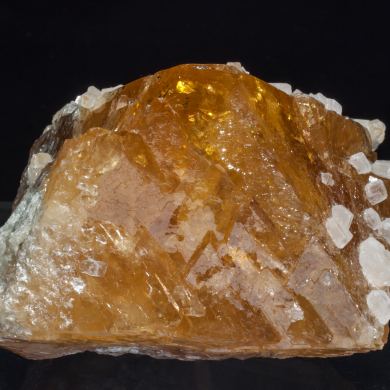 Scheelite with Fluorite and Muscovite