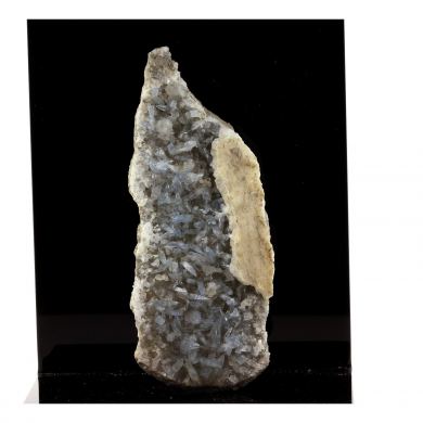 Celestine. 415.0 ct.