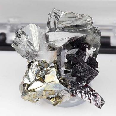 Hubnerite with Pyrite, Tetrahedrite, Quartz