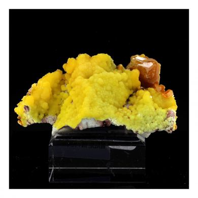 Wulfenite + Mimetite. 485.5 ct.