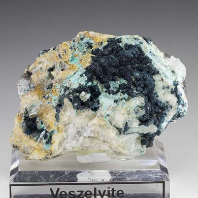 Veszelyite with Hemimorphite