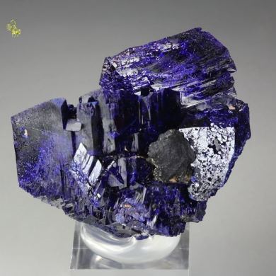 bi-terminated AZURITE twinned