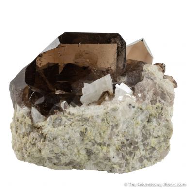 Smoky Quartz (closed Gwindel) on Granite