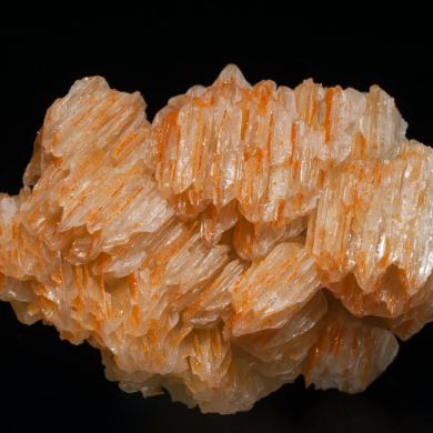 Chromium-rich Mimetite on Cerussite