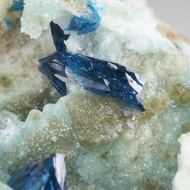 Veszelyite with Hemimorphite