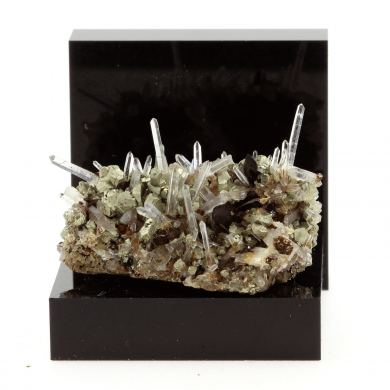 Siderite, Pyrite, Quartz.