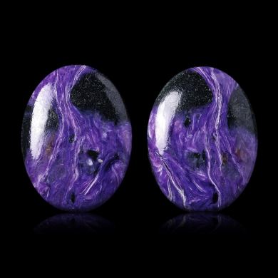 Charoite 31,00 ct 