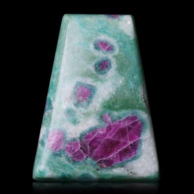 Ruby in Fuschite 57,00 ct 