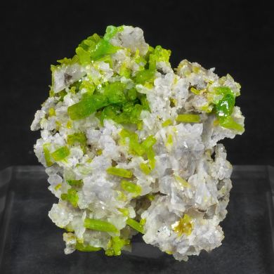 Pyromorphite with Quartz