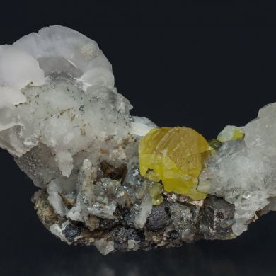 Sphalerite with Calcite, Quartz, Arsenopyrite and Sphalerite