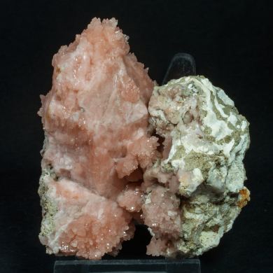 Quartz (variety rose quartz)