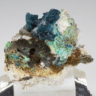 Veszelyite-with-Theisite