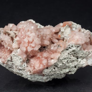 Quartz (variety rose quartz)