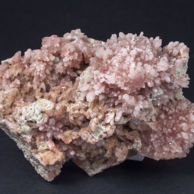 Quartz (variety rose quartz)