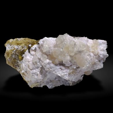 Imayoshiite with Bultfonteinite, Tobermorite (Group) y Andradite