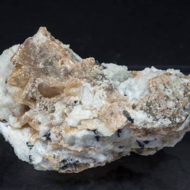 Wulfenite (variety chillagite) with Cerussite, Baryte, Fluorite and Galena