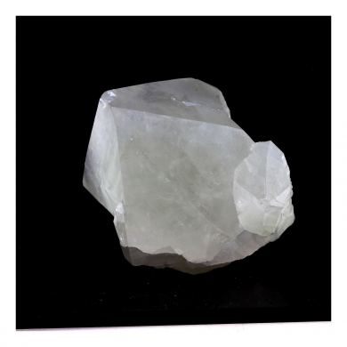 Quartz. 338.0 ct.