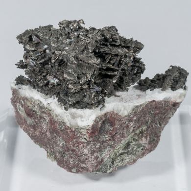 Bismuth with Calcite