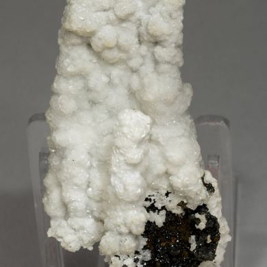 Descloizite with Calcite